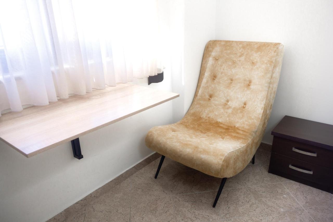 City Center Two Private Bedrooms Near Scanderbeg Square On Shared Apartment Tirana Zewnętrze zdjęcie